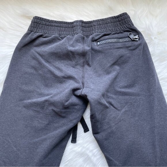 Lululemon sweatpants - Picture 3 of 11